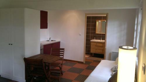 La Cabane Des Beaux Ch�nes