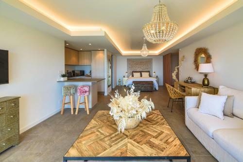Unique - Villa Prestige Sur La Mer, Havre de Paix
