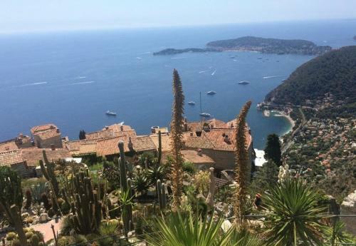 Studio Eze Dans Villa R�cente - Pied Village - Parking Gratuit