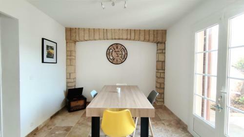 Tr�s Belle Maison 80mcarr�s Jardin Parking
