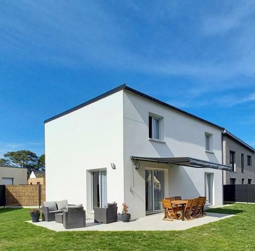 Maison Neuve 2 Km De La Mer
