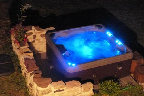 G�te L'or�e Du Bois - Maison Individuelle Avec Jacuzzi Priv�