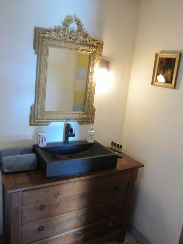 Bed & Breakfast La Lauze Et L'anguille