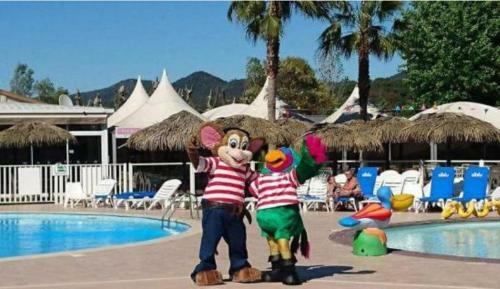 Camping Le Montourey MH