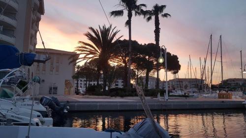 Joli Voilier De 6m Pour Exp�rience Insolite