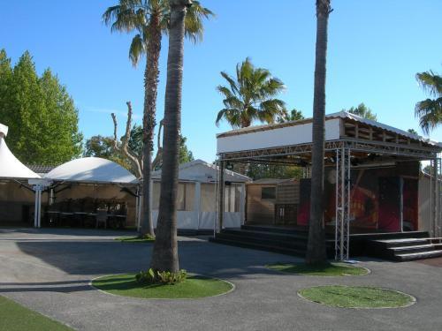 Camping Le Montourey � Fr�jus 83600