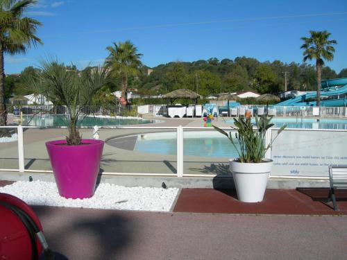 Camping Le Montourey � Fr�jus 83600