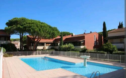 Apartamento T2 Dans R�sidence Avec Piscine