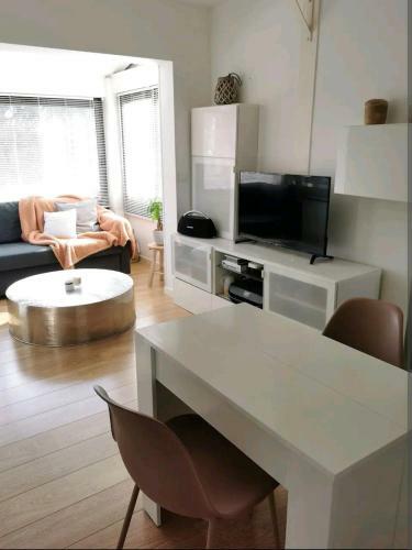 Apartamento T2 Dans R�sidence Avec Piscine