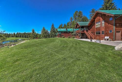 40-acre Trego Resort Cabin With Lake And Trails!