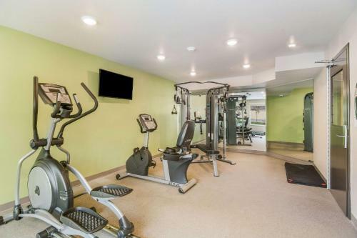 Hotel Woodspring Suites Missoula