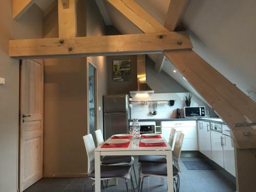 G�tes Du Montois