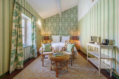 Hostal Le Clos De Gordes