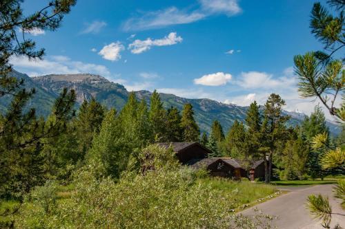 Hotel The Aspens Racquet Club
