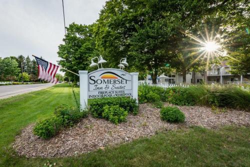 Hotel Somerset Inn & Suites