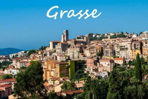 Apartamento La Loveroom Bdsm Grassoise "la Chambre Des D�sirs"