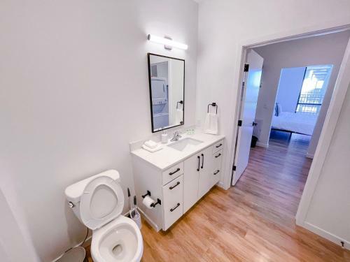 Bright 1bd/1ba Downtown Omaha Apartments