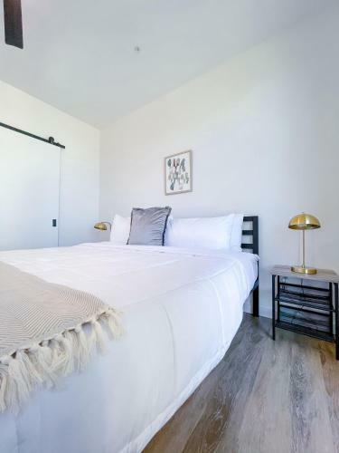 Bright 1bd/1ba Downtown Omaha Apartments