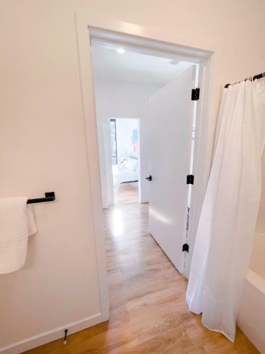 Bright 1bd/1ba Downtown Omaha Apartments