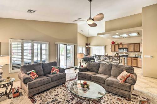 Lovely Laughlin Oasis On Mojave Golf Course!