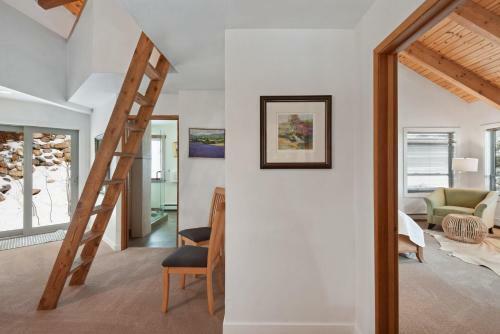 Incline Village Manor