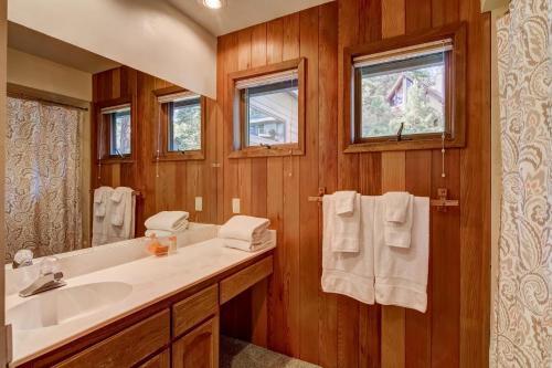 Lakeview Getaway