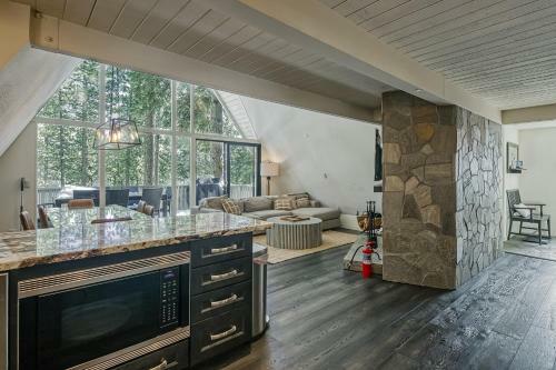 Modern Mountain Home