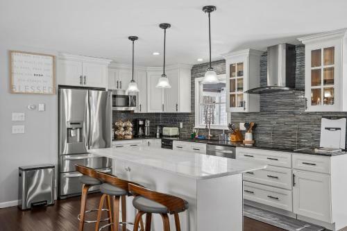 Updated Gilford Home On The Hill Retreat!