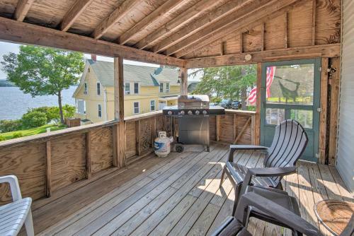 Historic Lakefront Home Walk To Weirs Beach!
