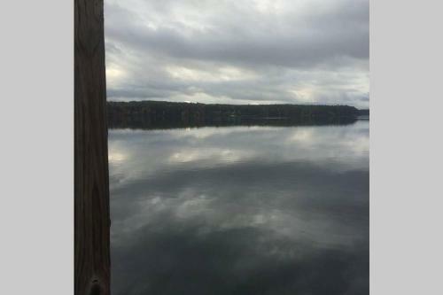 Winnipesaukee Lakefront Home In Winter Harbor