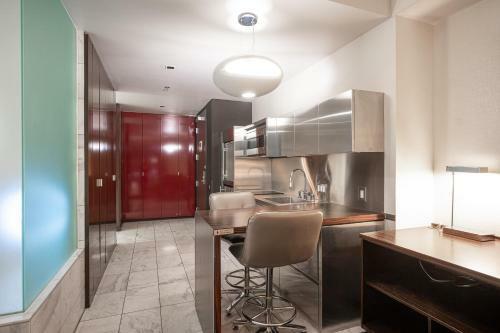 Apartamento Stripviewsuites Two-bedroom Conjoined Suite At Palms Place