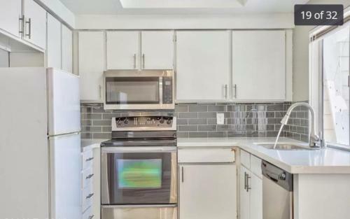 Villa 2 Bedrooms, 2 Bathrooms, Whole House, Two Floors