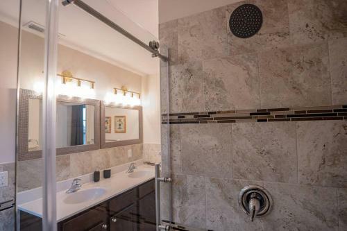 New Luxury Quiet Island Atlantic City Getaway