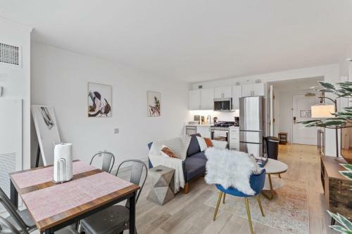 Apartamento Two Beachfront Stylish Cozysuites On The Boardwalk