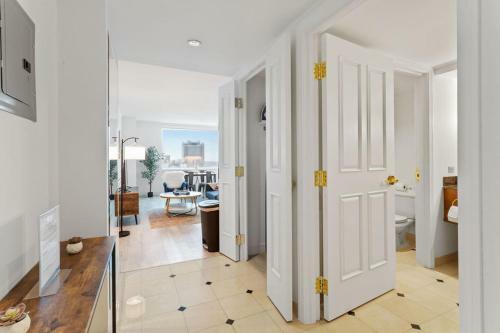 Apartamento Two Beachfront Stylish Cozysuites On The Boardwalk