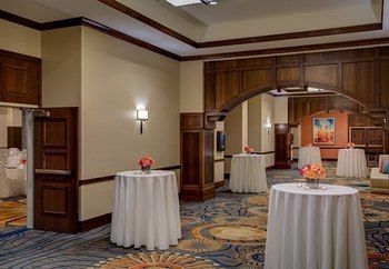 Hotel Redmond Marriott Town Center