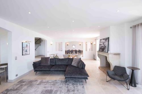Luxury Villas At Grimaud