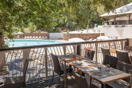 Les Restanques Maison 3 Chambres Pin�de