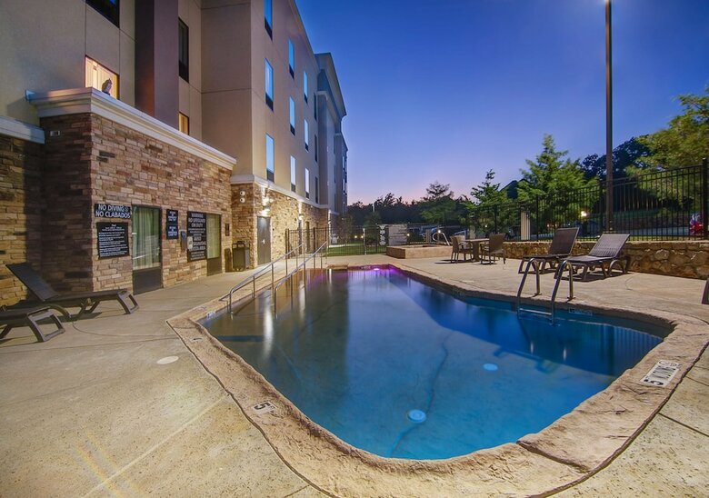 Hotel Hampton Inn And Suites Trophy Club