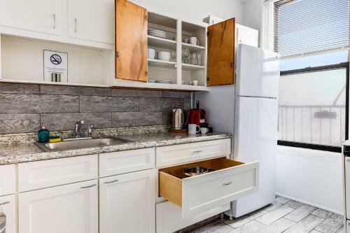 Apartamento Bright & Stylish 1br With Workspace