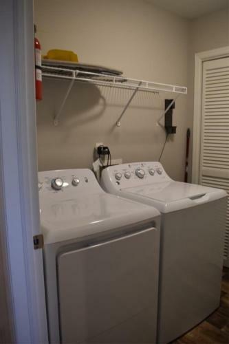 Apartamento Db301 East Rochester Avenue, Unit 106