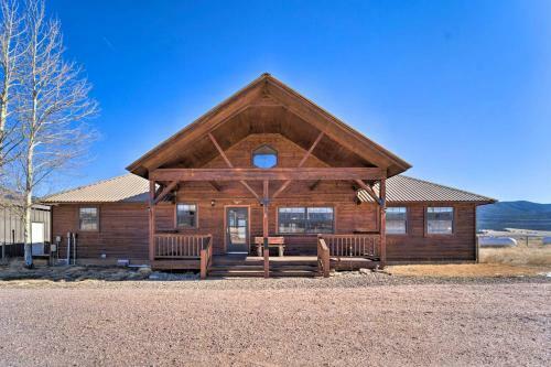 Hideaway With Sweeping Eagle Nest Lake Views!