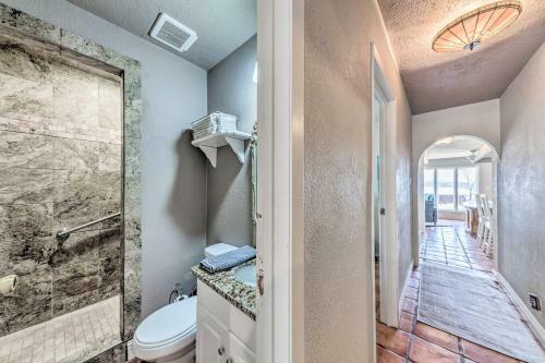 Spacious And Secluded Captain Getaway With Patio!