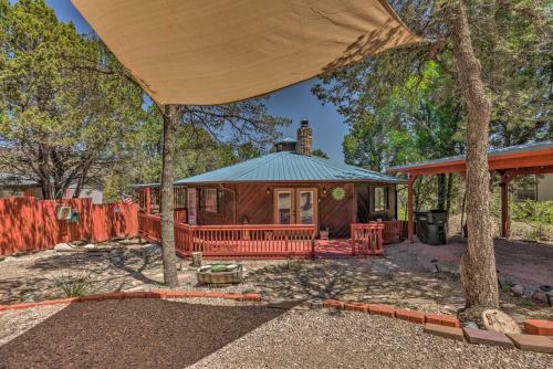 Chic Ruidoso Downs Cabin With Mountain Views!