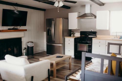 Pioneer Lodge 14