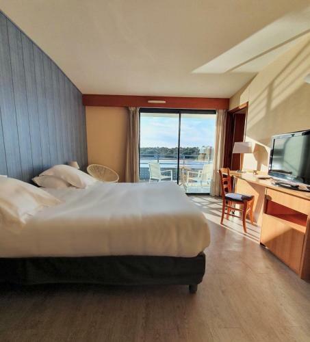 Hotel Le Pavillon Bleu