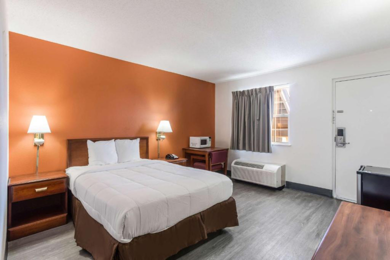 Motel Knights Inn Jacksboro