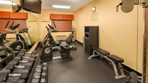 Hotel Best Western Mainland Inn & Suites