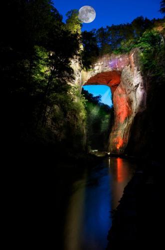 Posada Natural Bridge Historic Hotel And Conference Center