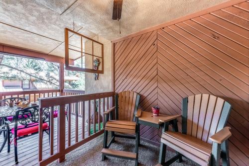 Pinon Park A10, 3 Brs, Deck, Hot Tub, Wifi, Sleeps 8